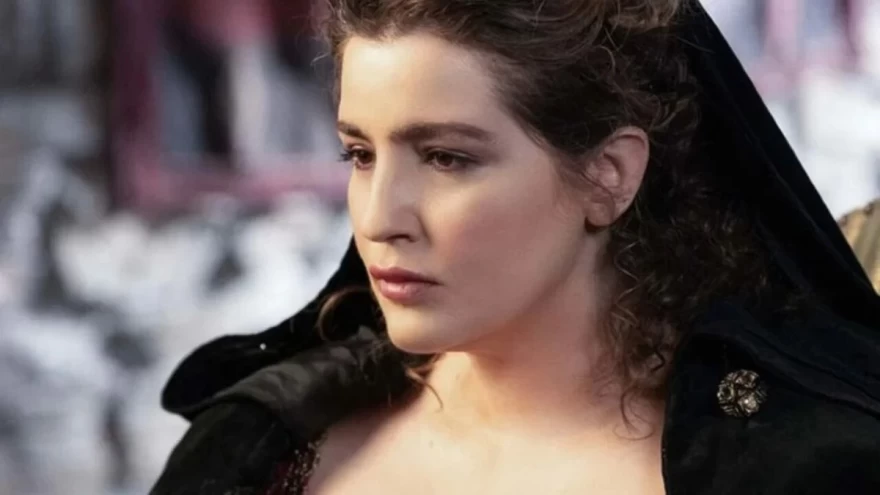 Η Μάγισσα - Φλεγόμενη καρδιά Μαρία Κίτσου