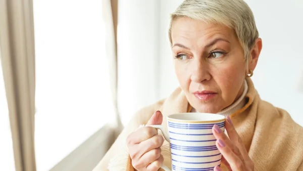 Εμμηνόπαυση: Τι αλλάζει & πώς μπορεί να επηρεάσει την ψυχολογία μιας γυναίκας;