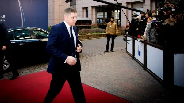 Σκηνές τρόμου στη Σλοβακία: Πυροβόλησαν τον Πρωθυπουργό της χώρας (Βίντεο)