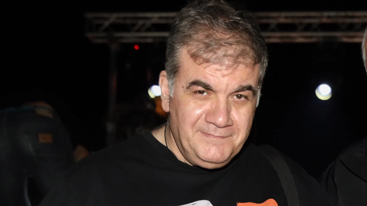 Δημήτρης Σταρόβας: Τι συμβαίνει στους διαδρόμους του νοσοκομείου που νοσηλεύεται