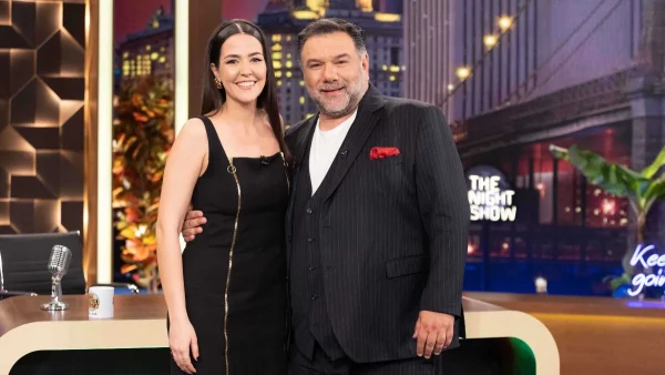 «The 2Night Show»: Μία «Ψυχοκόρη» ανοίγει τα χαρτιά της στον Γρηγόρη Αρναούτογλου
