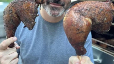 Δύσκολες ώρες για γνωστό παρουσιαστή - Ο 7χρονος γιος του έκανε ξανά εγχείρηση ανοιχτής καρδιάς