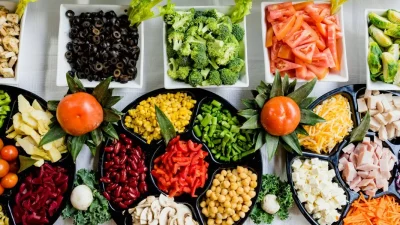 Πέντε τροφές που θα σου χαρίσουν καθαρή επιδερμίδα