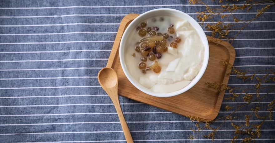 μπολ με γιαούρτι