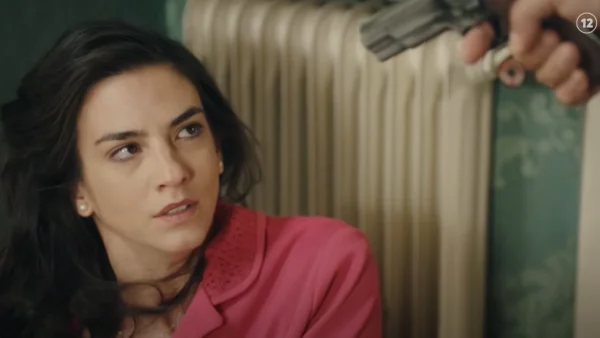 Το Ναυάγιο (28/6): Ρίχνει το μωρό που κουβαλά στα σπλάχνα της - Καρέ καρέ η σκηνή που ο Ιπποκράτης τινάζει τα μυαλά του στον αέρα