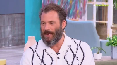 Αντίνοος Αλμπάνης: «Ας αφήσουμε τις μπούρδες που γράφω εγώ στο twitter!» - Η απάντηση για το σχόλιο που έκανε κατά της Ζήνας Κουτσελίνη