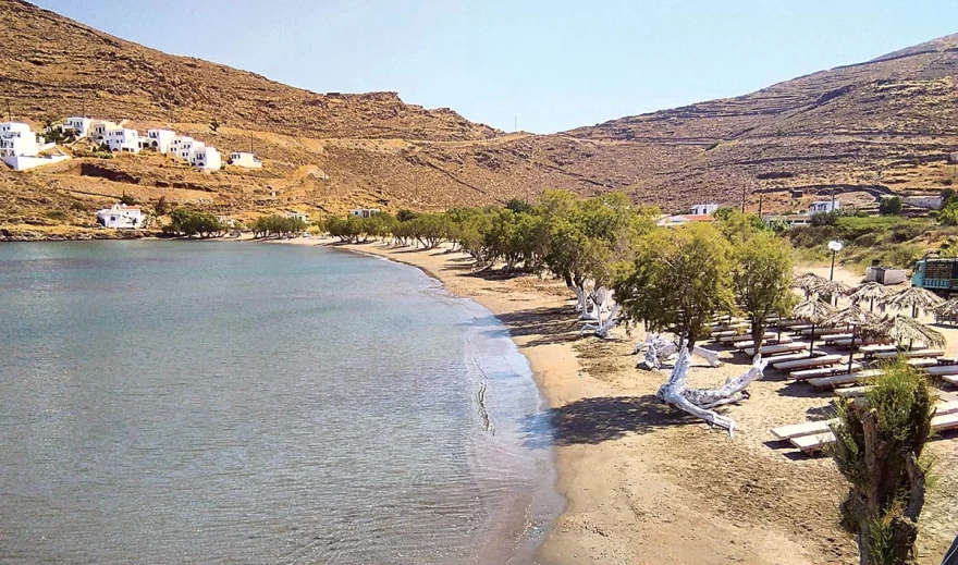 Επισκοπή παραλίες Κύθνος