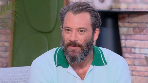 Αντίνοος Αλμπάνης: Αυτός είναι ο λόγος που θύμωσε με τον Χριστόφορο Παπακαλιάτη στα γυρίσματα του Maestro