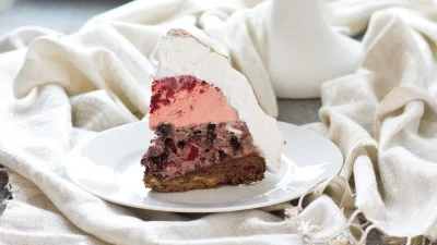 Black Forest Baked Alaska: Πως φτιάχνεται το πιο διάσημο παγωτό με την τόσο τεράστια ιστορία!