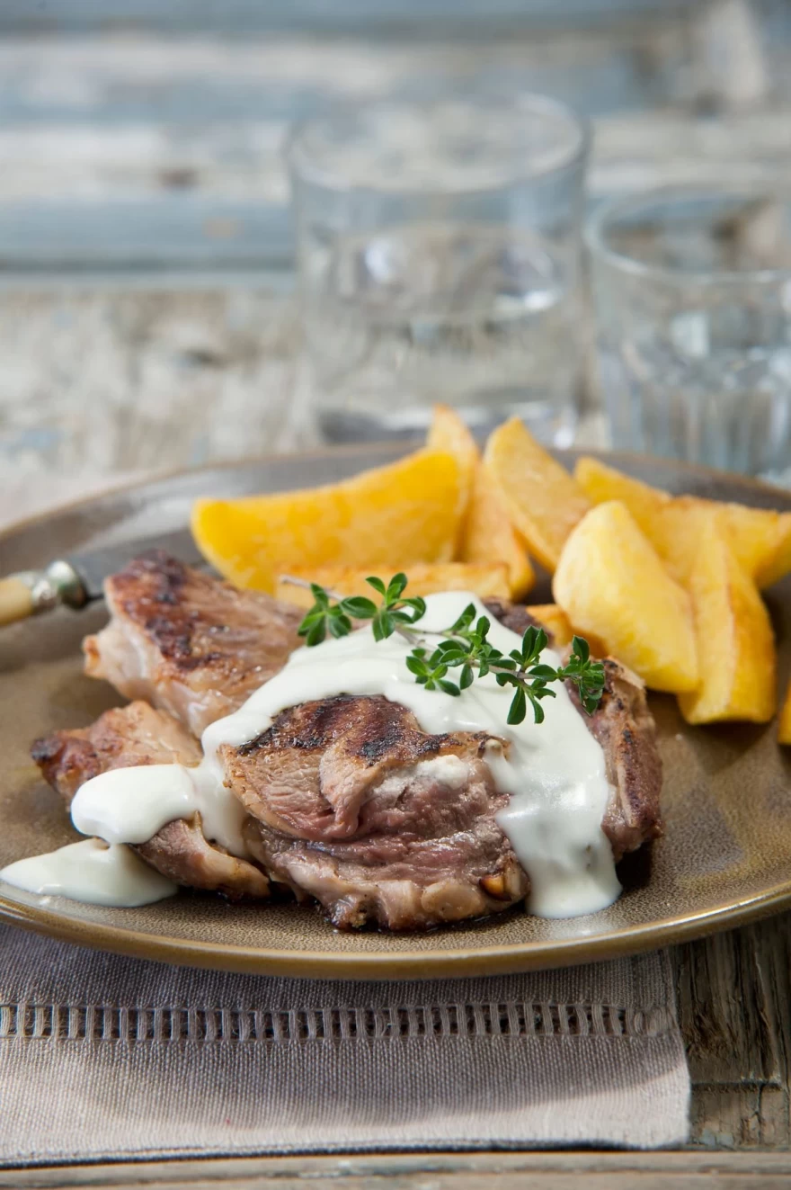 Ζουμερές μοσχαρίσιες μπριζόλες συνταγή