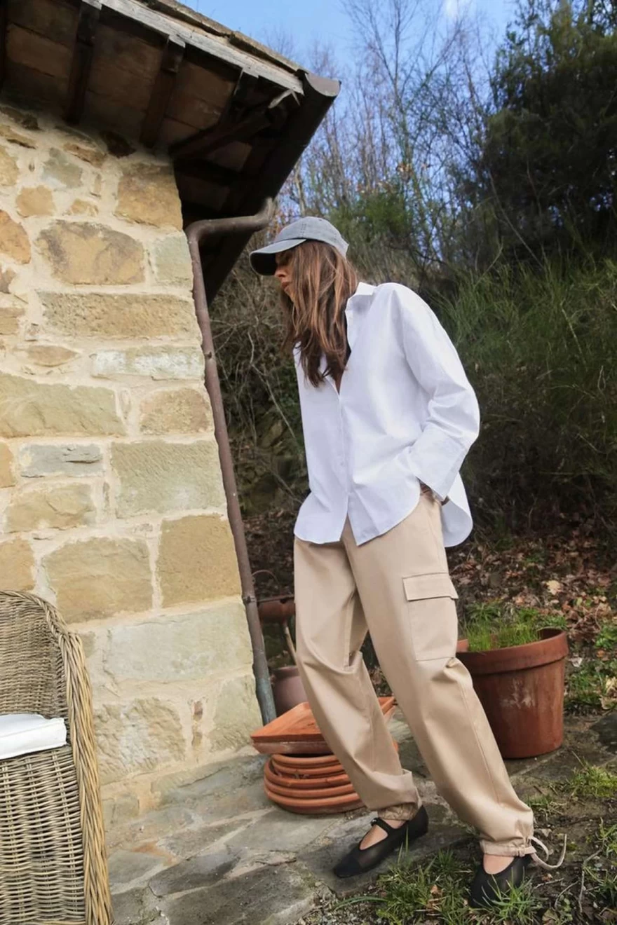 cargo παντελόνι μπεζ zara