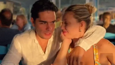 Γαρυφαλλιά Καληφώνη & Χρήστος Μάστορας πήραν "φωτιά" - "Καυτά" φιλιά, πειράγματα και έντονα βλέμματα σε ταβερνάκι για φαγητό