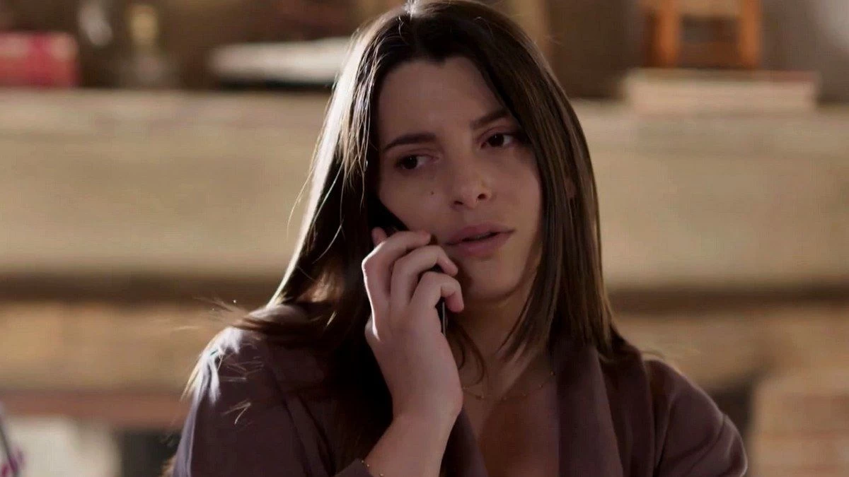 Η γη της ελιάς: Την ξεφτιλίζει και την χωρίζει - «Μάζεψε τα πράγματα σου και φύγε! Δεν θέλω να σε ξαναδώ»