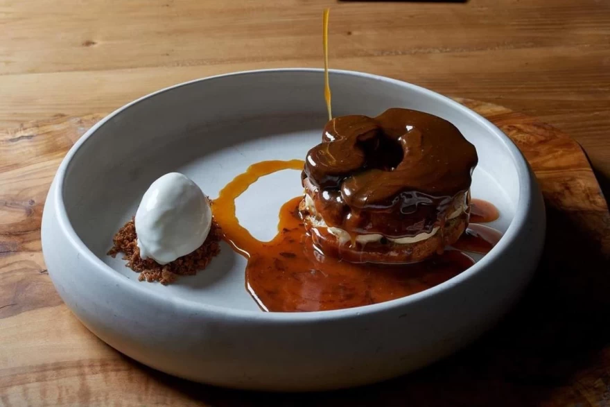 Idol Restaurant Σαντορίνη