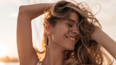 Mε αυτό το «θαυματουργό» conditioner - κοστίζει κάτω από 10 ευρώ- θα ενυδατώσεις τα μαλλιά σου & θα απαλλαγείς από το φριζάρισμα!