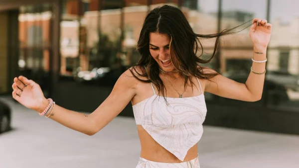 7 μικρά πράγματα που θα σε κάνουν πιο χαρούμενο άνθρωπο!