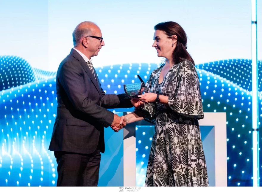Απονομή βραβείου στην Περιφέρεια Νοτίου Αιγαίου