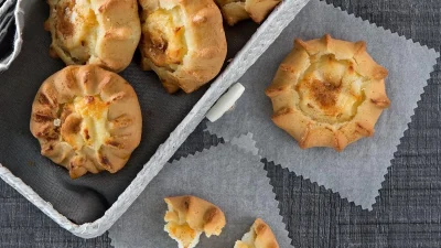 Γευτείτε... Κρήτη: Αυτή είναι η παραδοσιακή συνταγή για αυθεντικά λυχναράκια