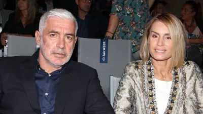 Αντώνης Νικοπολίδης & Βάσω Στασινού: Στιγμές ευτυχίας - Αποφοίτησαν από το σχολείο τα δίδυμα παιδιά τους (Φωτογραφίες)