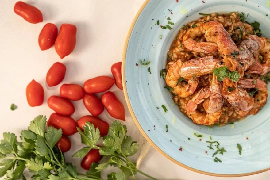 nikos & maria νάξος