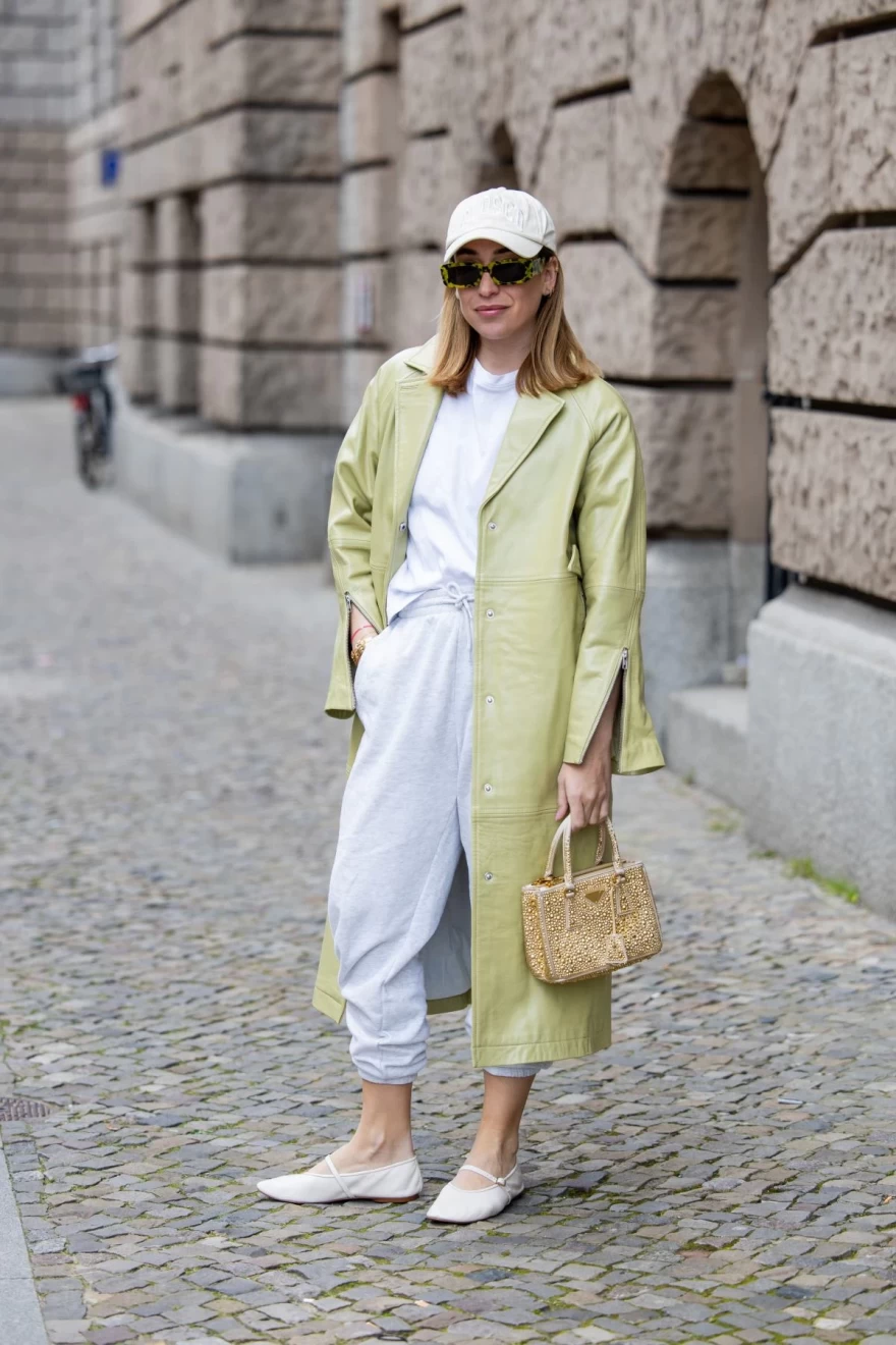 street style joggers ballerinas