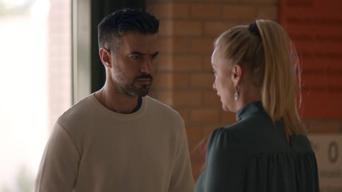 Ο πρώτος από εμάς (5/6): «Έχει αργήσει! Πάμε να δούμε» - Ευτράπελα πριν το γάμο Νικόλα και Έλενας