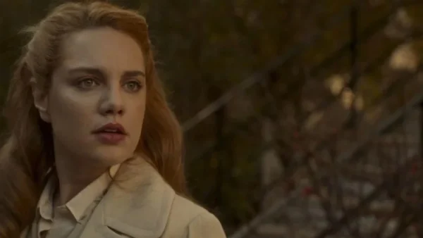 To προξενιό της Ιουλίας: Η ζωή της Ιουλίας μετά το ψυχιατρείο - Γυρνάει στον Προβιό και βλέπει ένα άλλο παιδί