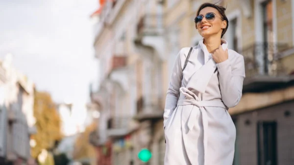 Πώς θα συμφιλιωθείς με το παρελθόν; Ο δρόμος για να προχωρήσεις μπροστά σύμφωνα με τους ειδικούς