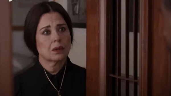 Σασμός (12/6): «Τόσο πολύ έχω αλλάξει;» - Επιστρέφει στην Άνω Ποριά και φέρνει τα πάντα τούμπα