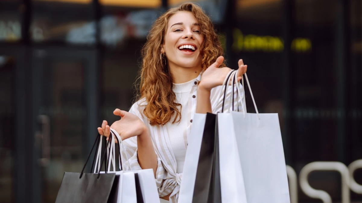 Το "αντίπαλον δέος" του Zara έρχεται και στην Ελλάδα