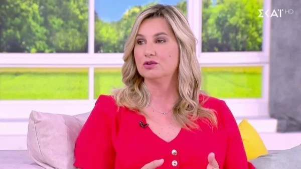 Σοφία Μπεκατώρου: «Μεγάλωσα ακούγοντας Παπανώτα, αλλά αυτά που θεωρούσαμε κάποτε αστεία, δεν είναι πλέον»