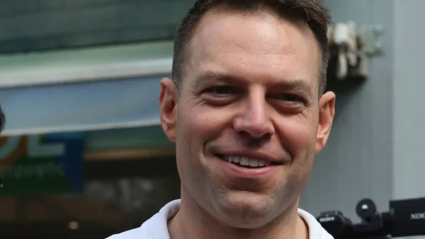 Το Πόθεν Έσχες του Στέφανου Κασσελάκη - Αυτό είναι το εισόδημά του