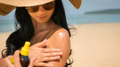 Aνακαλύψαμε το νέο αόρατο αντηλιακό λάδι σώματος που είναι ιδανικό για πρόσωπο & σώμα!