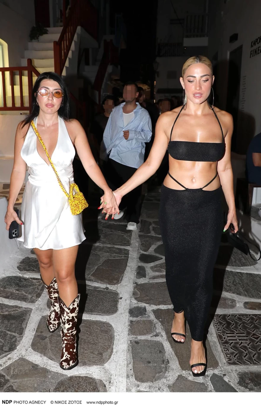 Ιωάννα Τούνη - Μύκονος