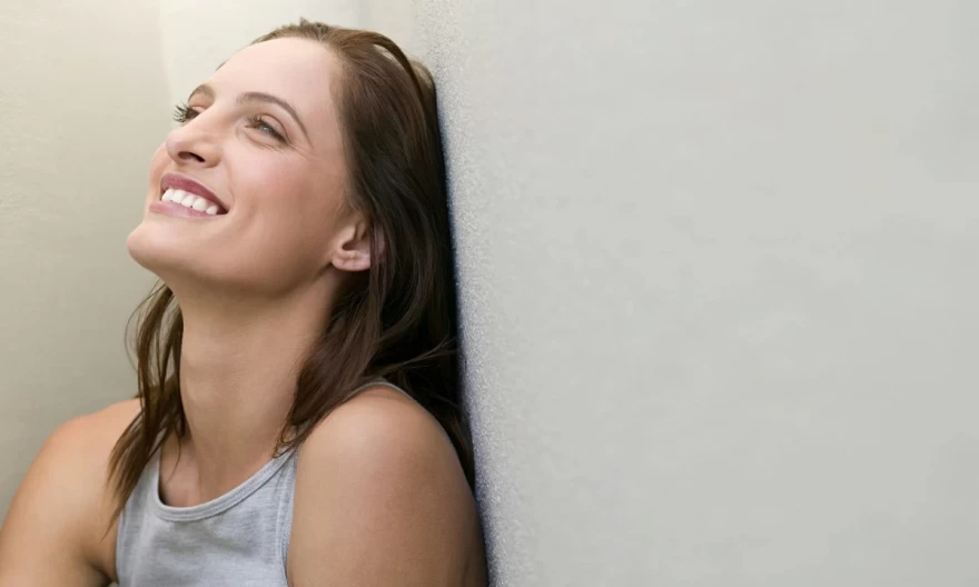 γυναίκα που χαμογελά