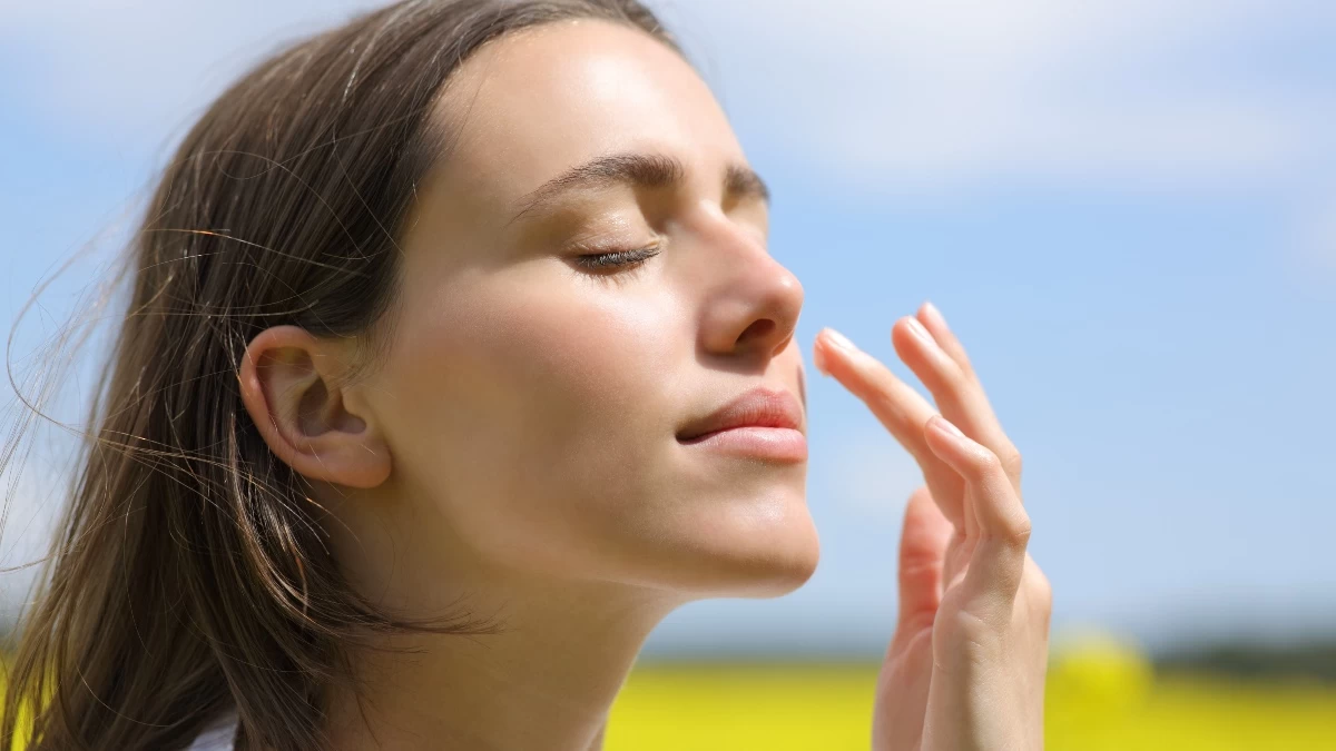 Με αυτή τη σειρά πρέπει να εφαρμόζεις τα προϊόντα φροντίδας για την επιδερμίδα σου το καλοκαίρι!