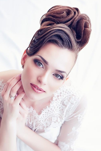 Νυφικό χτένισμα