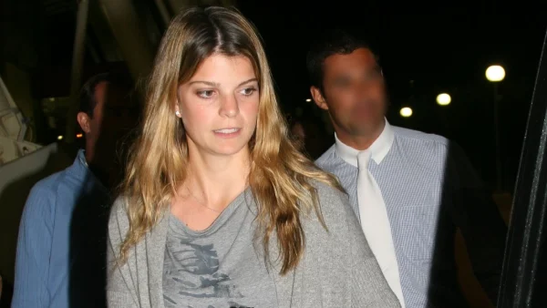 Αθηνά Ωνάση – Αυτός είναι ο λόγος που δεν έρχεται στην Ελλάδα: «Φοβάται μην εκτεθεί»