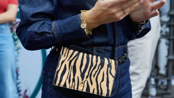 Trend alert: 8 τσάντες που θα κρατάμε όλο το καλοκαίρι