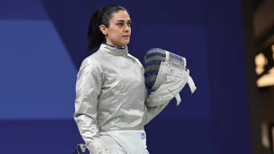 Δώρα Γκουντούρα: Ποια είναι η ξιφομάχος που έκανε χαμό στα social media με τον άδικο αποκλεισμό της από τους Ολυμπιακούς Αγώνες