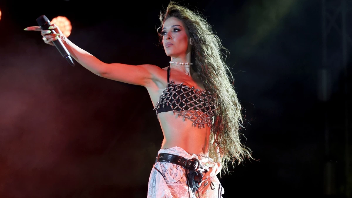 Ελένη Φουρέιρα: Ο Αλμπέρτο Μποτία την καμάρωσε στη συναυλία της – Sold out το Κατράκειο (Φωτογραφίες)