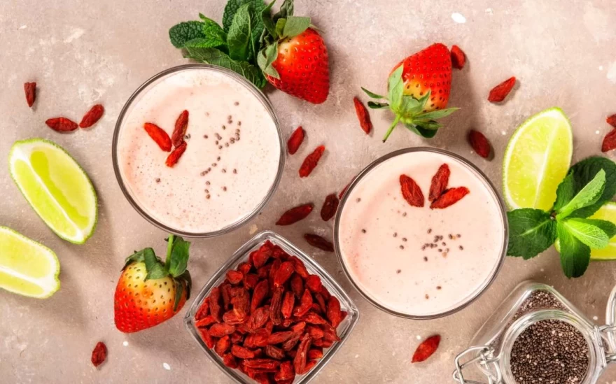 gogi berries yougurt