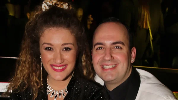 Ιλάειρα Ζήση: Βίντεο από την πρώτη φορά που θηλάζει το νεογέννητο μωράκι της