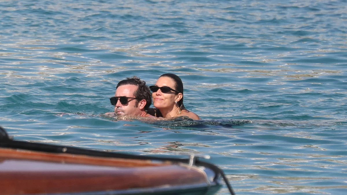 Βίκυ Καγιά: Φωτογραφίες από το σπίτι της στο Αχλάδι Εύβοιας - Μέσα σε καταπράσινο βουνό με τεράστιο ονειρικό κήπο