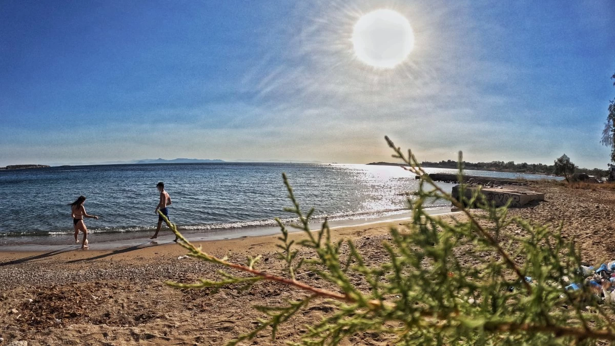 Καιρός 1/7: Με καύσωνα και ανέμους μπαίνει ο Ιούλιος - Μεγάλη προσοχή