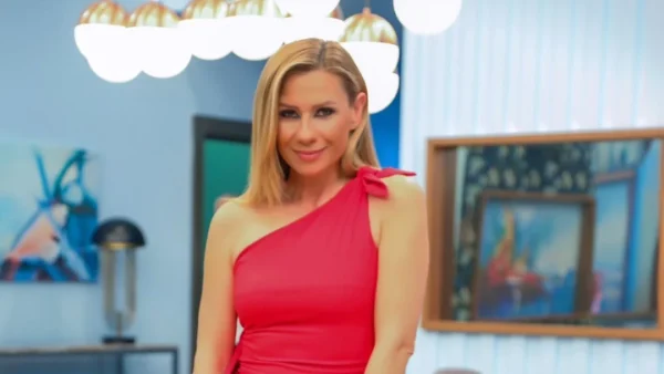 Κατερίνα Καραβάτου: Στην Τουρκία για χατίρι της τα παιδιά της - Ο Αρίωνας έκανε βόλτα με την Αέλια στους ώμους τους δίπλα στον Βόσπορο