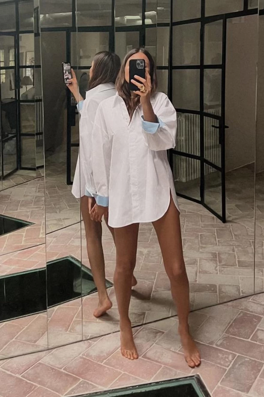 λευκό πουκάμισο zara με γαλάζιες μανσέτες