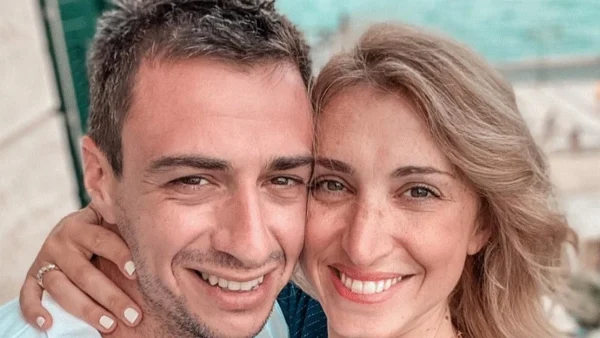 Μυρτώ Καζή: Μητέρα για τρίτη φορά - Οι πρώτες συγκινητικές φωτογραφίες με την κόρη & τον σύζυγό της στο μαιευτήριο