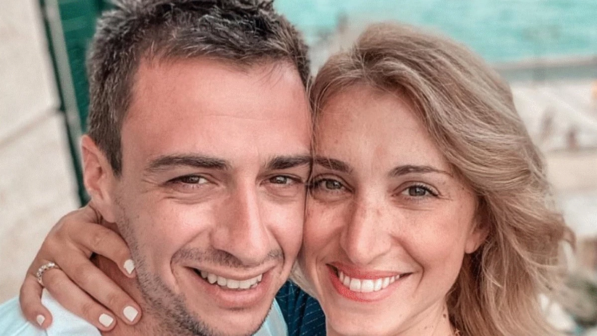 Μυρτώ Καζή: Μητέρα για τρίτη φορά - Οι πρώτες συγκινητικές φωτογραφίες με την κόρη & τον σύζυγό της στο μαιευτήριο