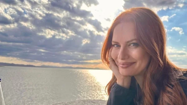 Με άλλα μαλλιά η Ντόρα Μακρυγιάννη: Η μεγάλη αλλαγή στην εμφάνισή της